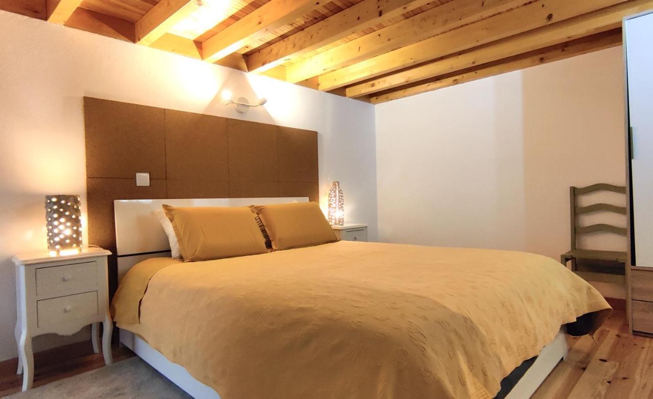Casa Rural D 'Avo - Sossego Do Campo - 5 Adultos Alhais Esterno foto