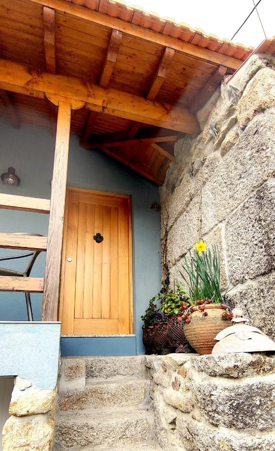 Casa Rural D 'Avo - Sossego Do Campo - 5 Adultos Alhais Esterno foto