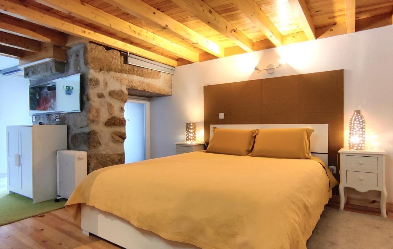 Casa Rural D 'Avo - Sossego Do Campo - 5 Adultos Alhais Esterno foto