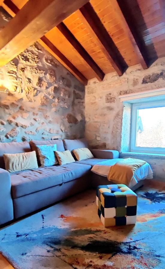 Casa Rural D 'Avo - Sossego Do Campo - 5 Adultos Alhais Esterno foto