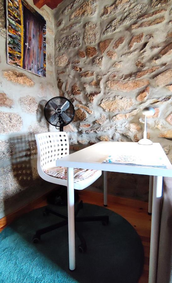 Casa Rural D 'Avo - Sossego Do Campo - 5 Adultos Alhais Esterno foto